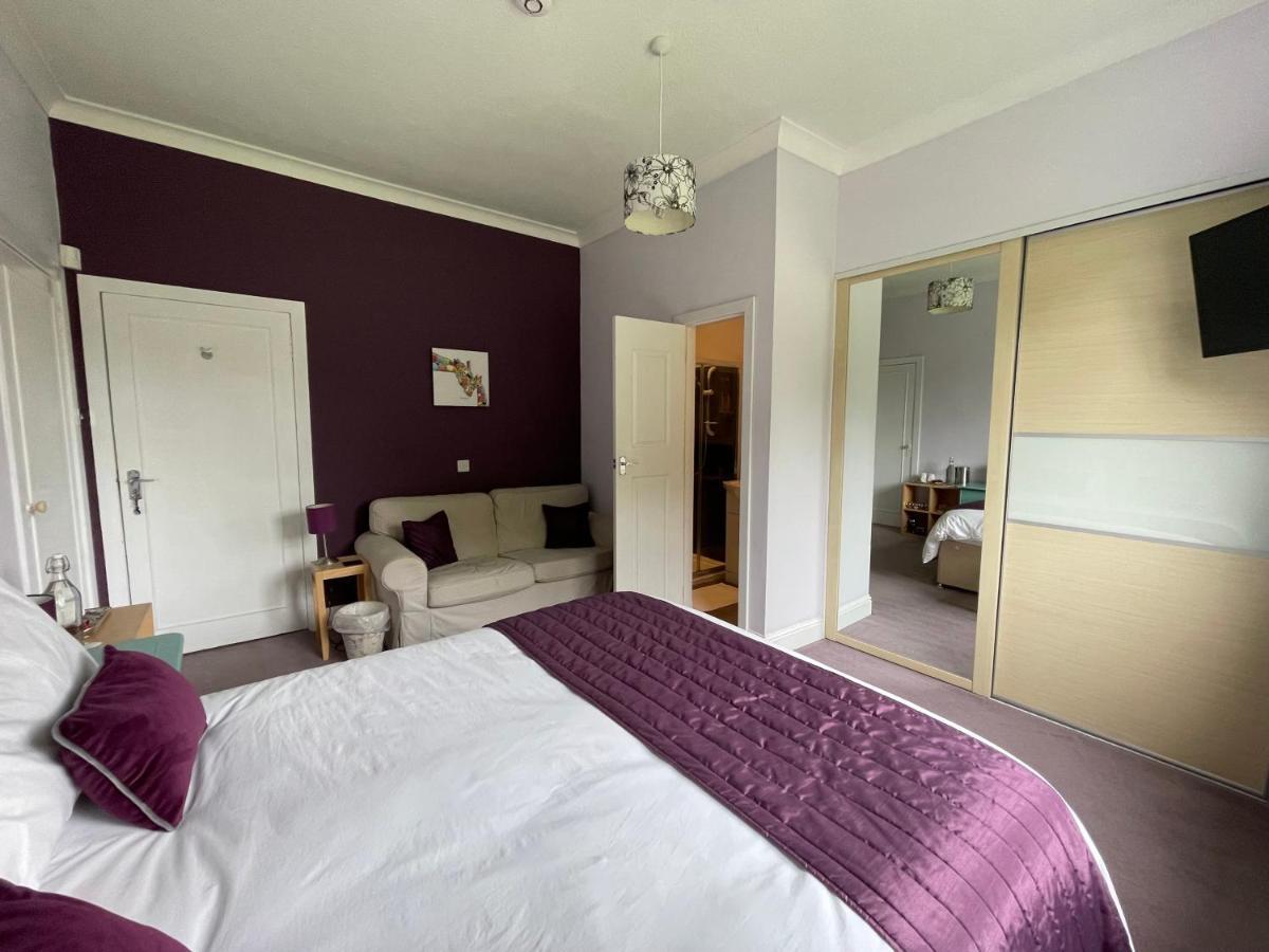 Blackburn Villa B&B แอร์ ภายนอก รูปภาพ