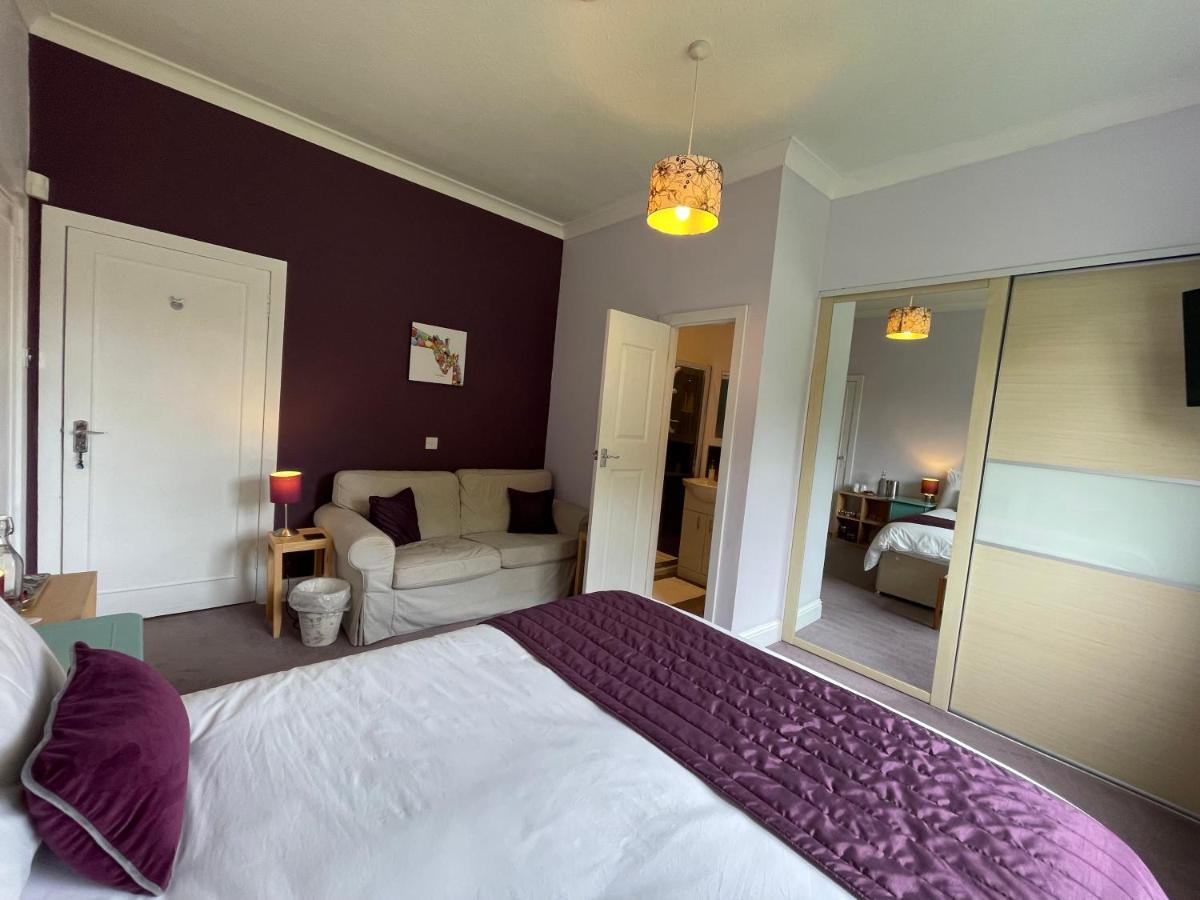 Blackburn Villa B&B แอร์ ภายนอก รูปภาพ