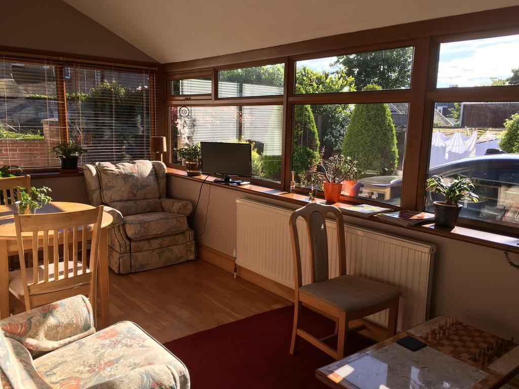 Blackburn Villa B&B แอร์ ภายนอก รูปภาพ